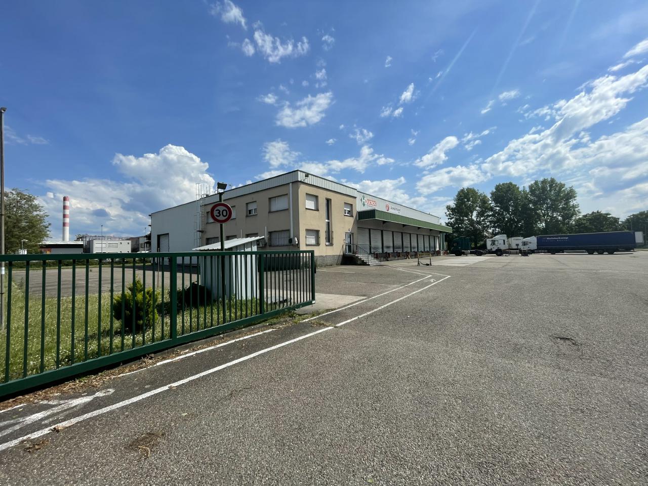 Local d'activité Strasbourg 1595m² Location local d'activité Strasbourg Bas-Rhin OLACT2422178 1